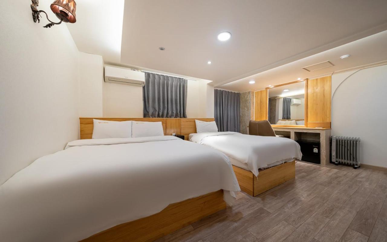I.Y Hotel Suwon Exterior photo