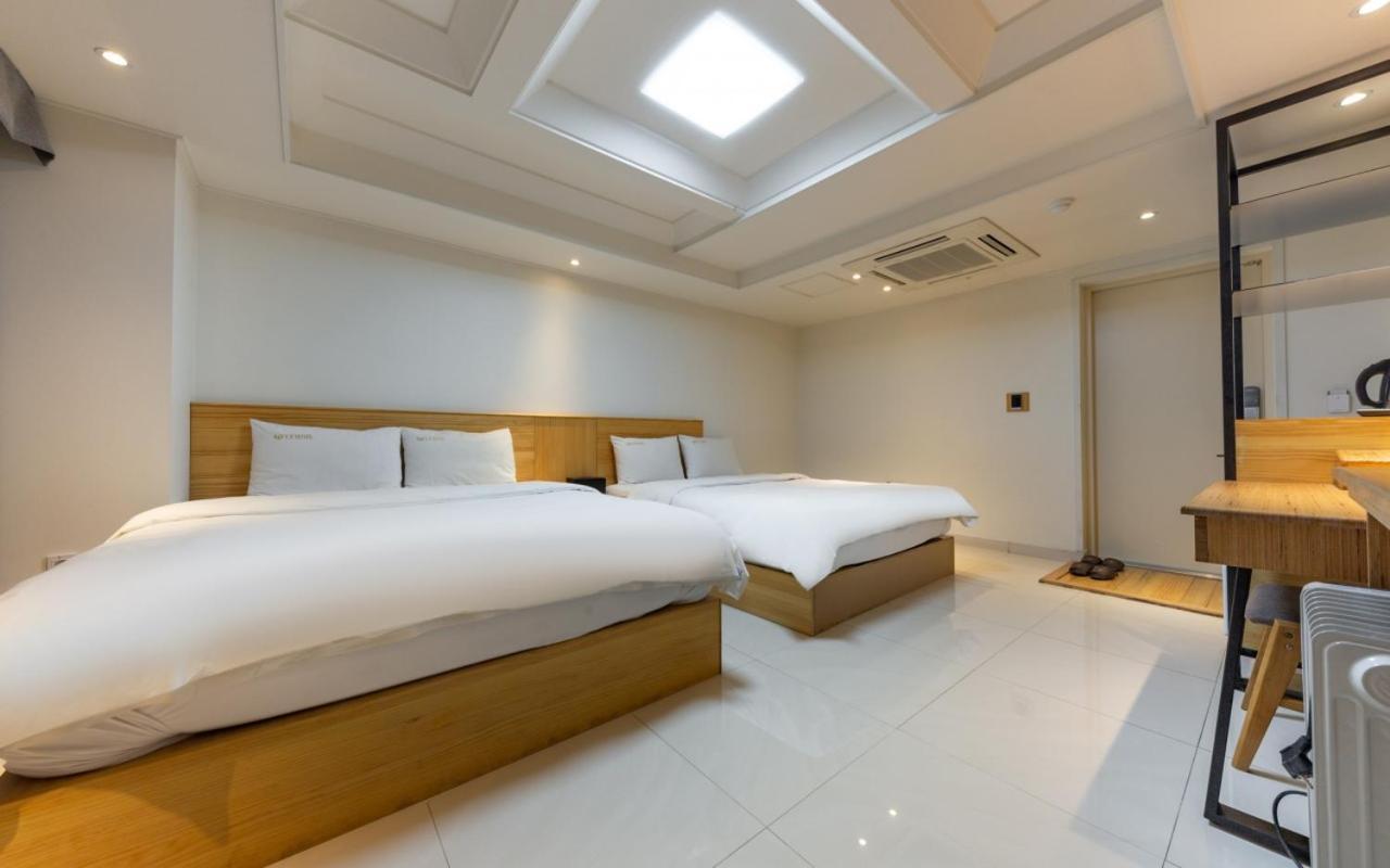 I.Y Hotel Suwon Exterior photo